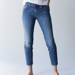 💕 Closed Baker Skinny Ankle Jeans 💕